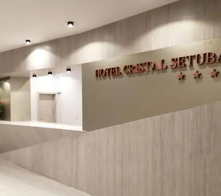 Отель Cristal Сетубал