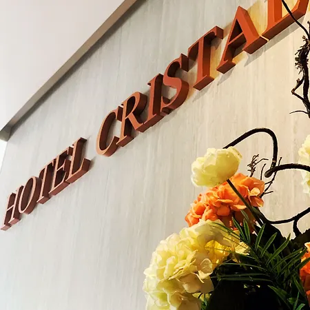 Cristal Отель