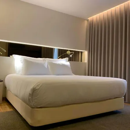 Отель Cristal 4*