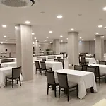 Cristal מלון