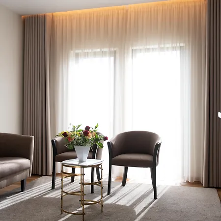 Cristal Hotel