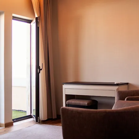 Cristal Hotel 4*