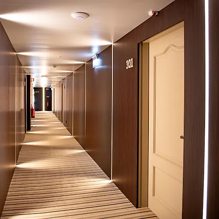 Cristal 4* 세투발