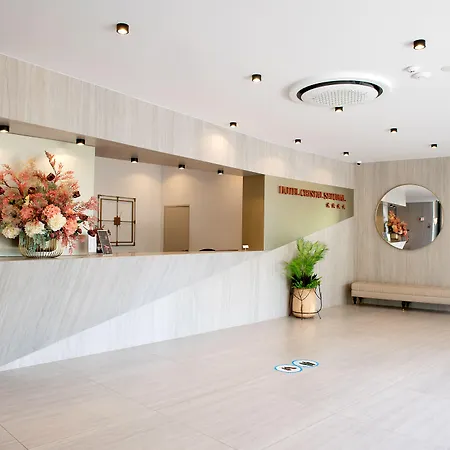 Cristal Hotel 4*