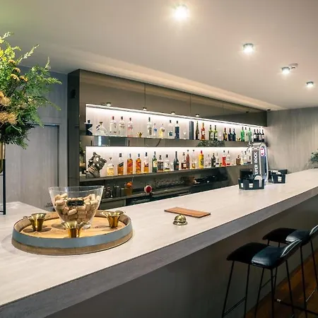 Cristal 4* 세투발