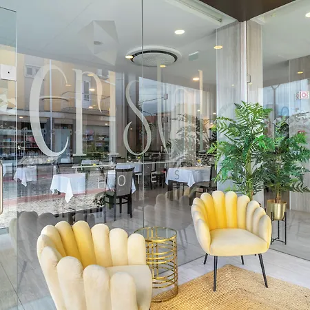 Cristal Hotel 4*